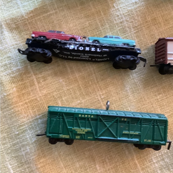 Hallmark Mini Train Ornament Set - Picture 4 of 5